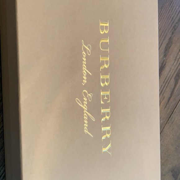 Burberry sandals - Picture 3 of 4